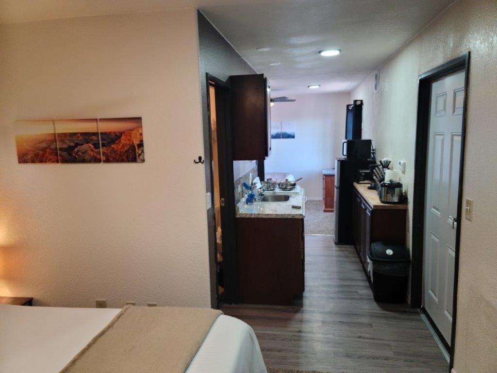 069B Comfortable Suite With Kitchenette And King Bed Near South Rim Sleeps 4 Valle Exterior foto